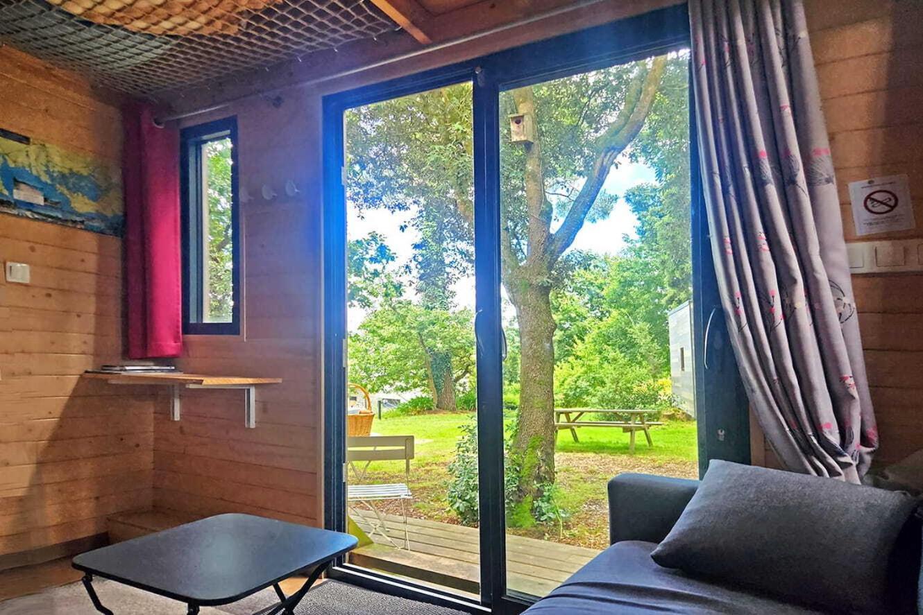 Gites & Tiny Houses Les Hauts De Toulvern Baden Quarto foto
